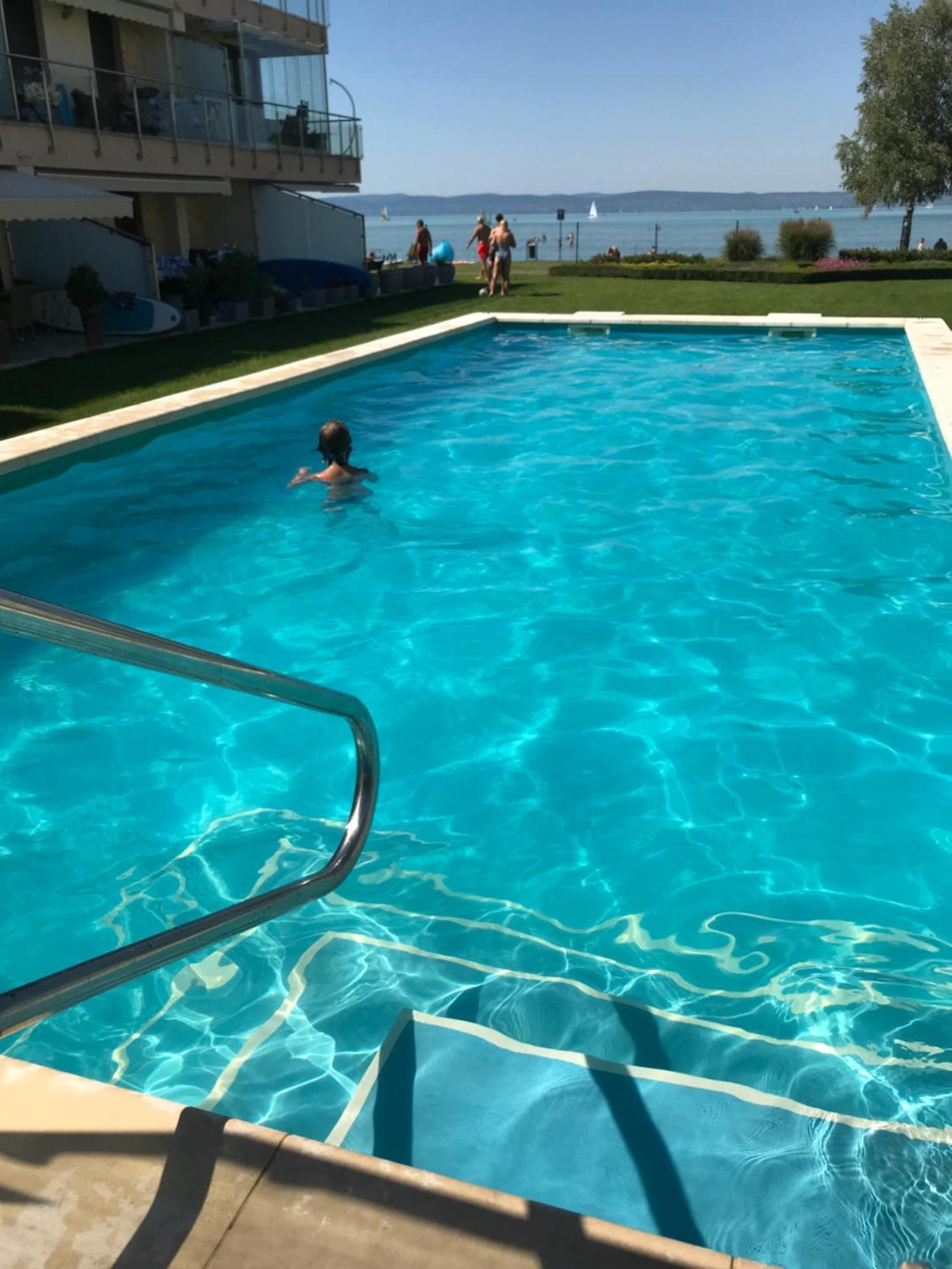 A16 Beachapartman Siofok Ngoại thất bức ảnh