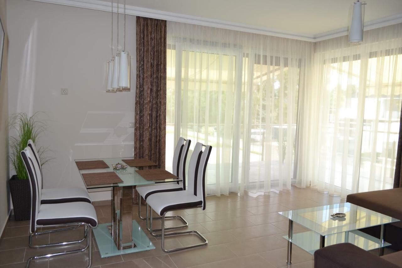 A16 Beachapartman Siofok Ngoại thất bức ảnh